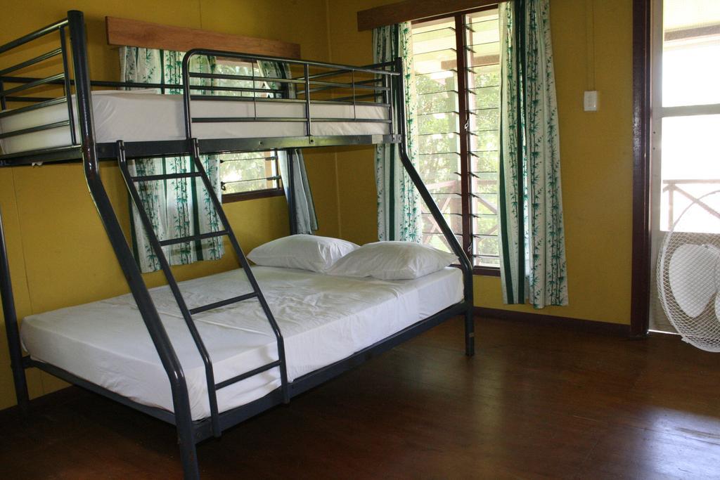 Ratu Kini Backpackers And Dive Resort Mana Island Luaran gambar