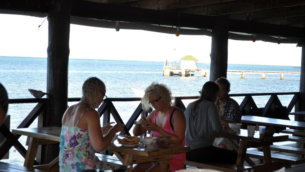 Ratu Kini Backpackers And Dive Resort Mana Island Luaran gambar
